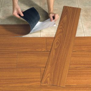 Read more about the article Sederhana! Ini Cara Mengaplikasikan Chalk Paint Pada Meja Kayu
