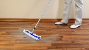 Read more about the article Ingin Kursi Teras dari Plywood Lebih Tahan Lama? Ini Kuncinya