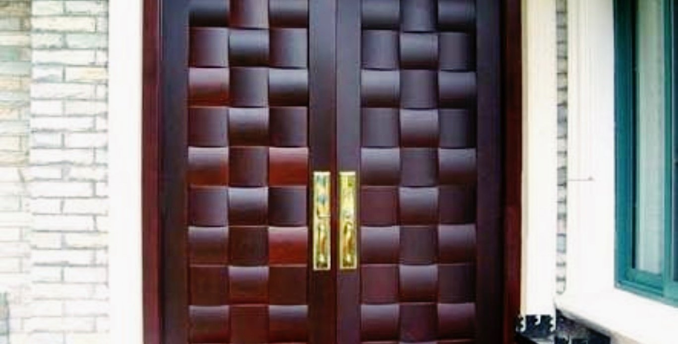 Punya Pintu Dari Bambu Warna Merah Dan Putih Ini Bisa Jadi Pilihan Menarik - pintu