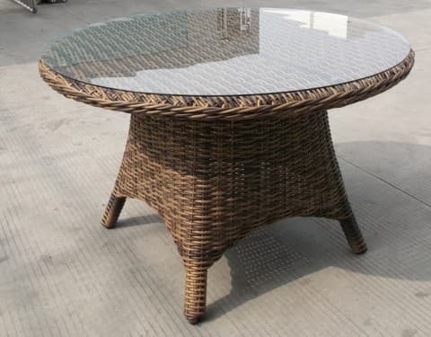 Finishing Furniture Rotan Dengan Plitur Kayu Mudah Dikuas 