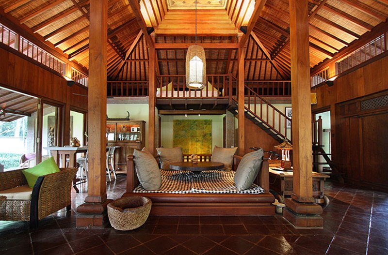 cat-kayu-untuk-Desain-Rumah-Bali